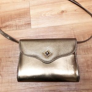 Chateau Vintage Gold pocket book bag with …